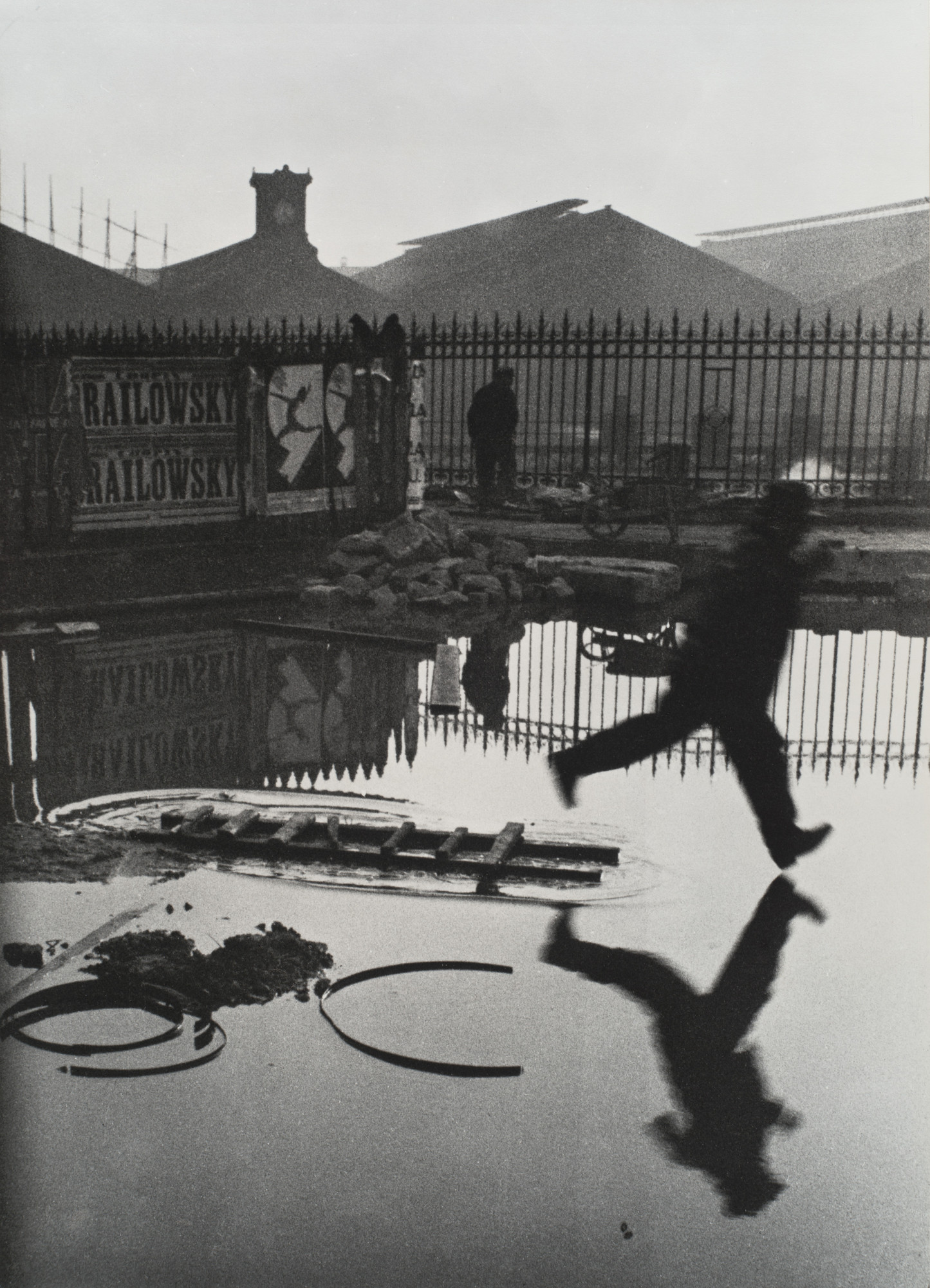 Behind the Gare Saint-Lazare - Henri Cartier-Bresson